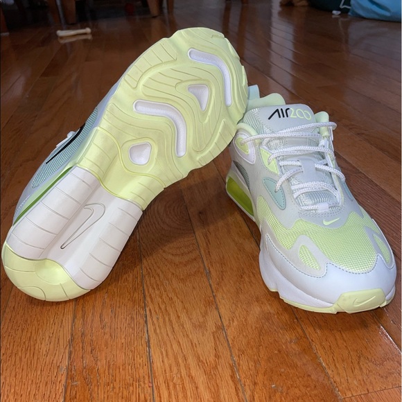 Nike Air 200 - Picture 2 of 3